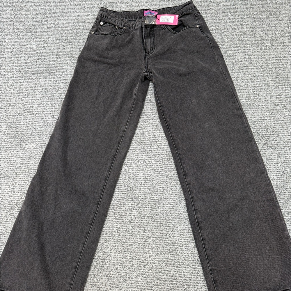 Edikted Raelynn Washed Black. Low Rise Jeans. Size M. NWT.
